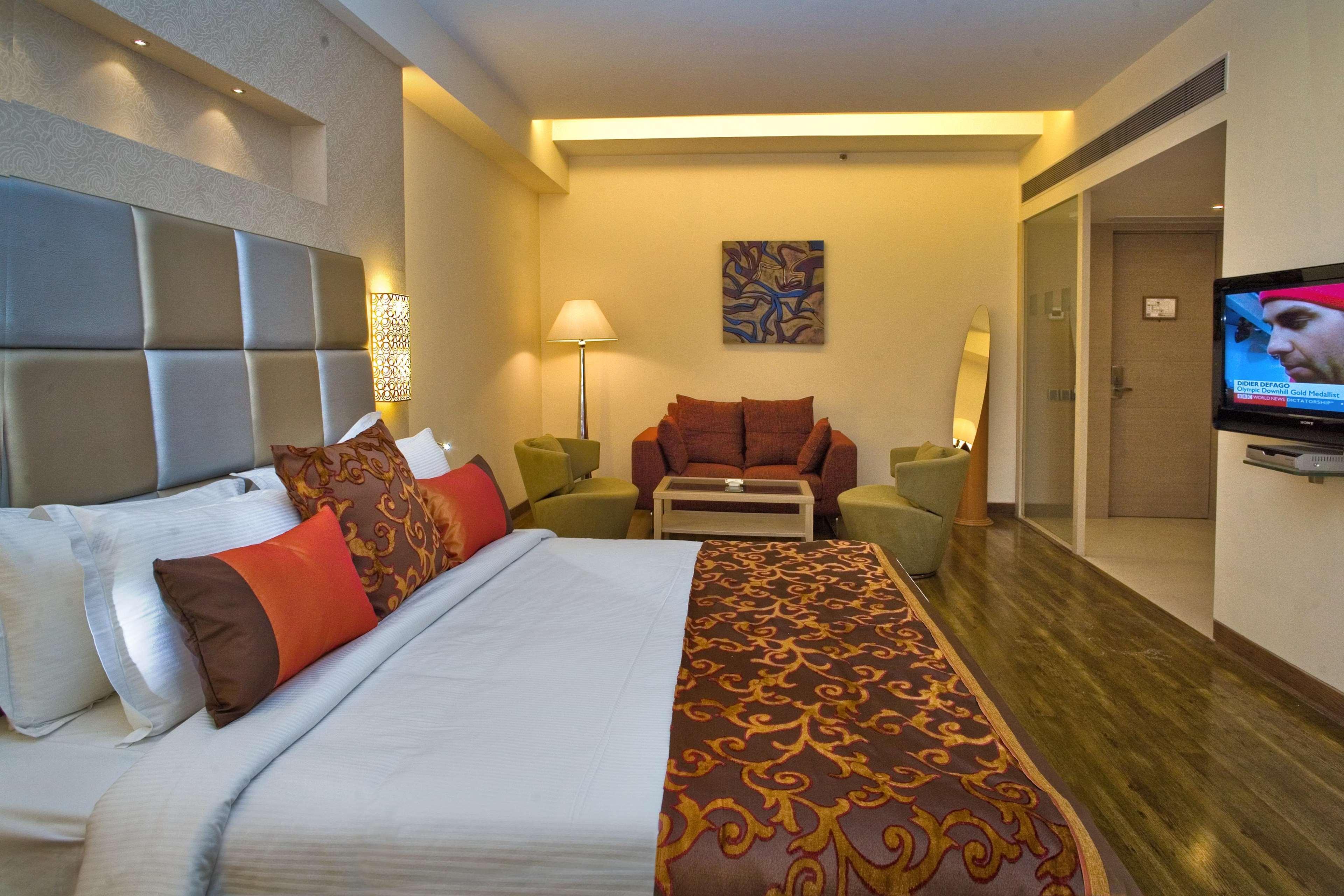The Sonnet Kolkata Hotel Exterior photo