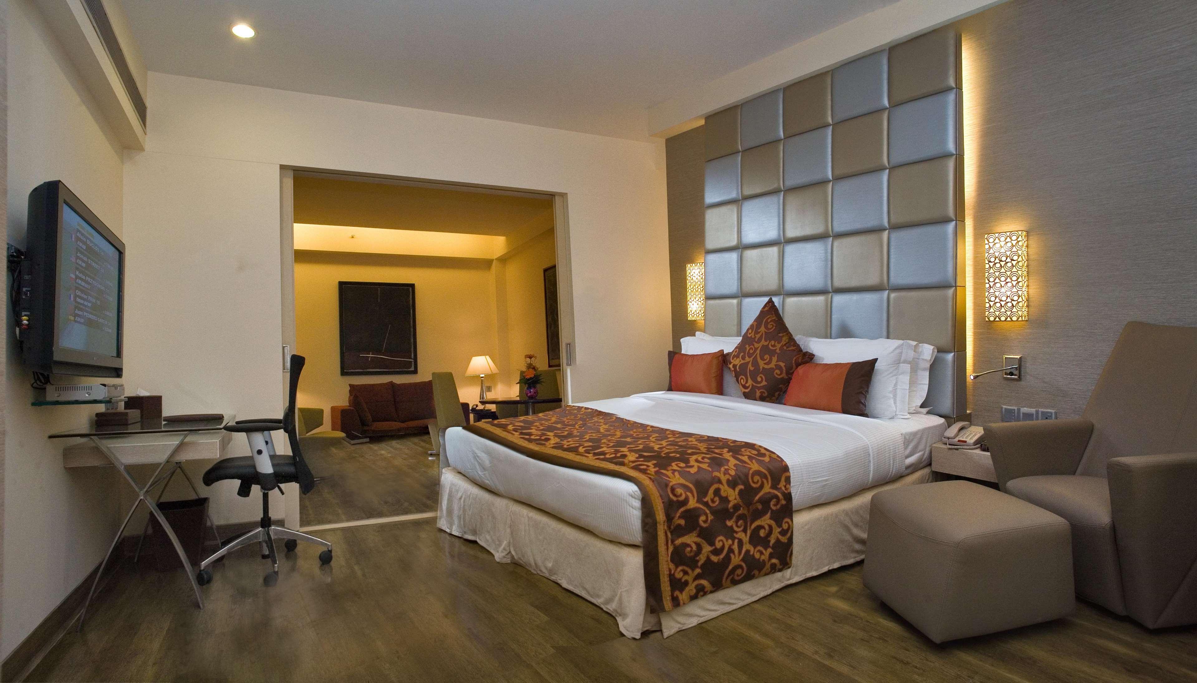 The Sonnet Kolkata Hotel Exterior photo