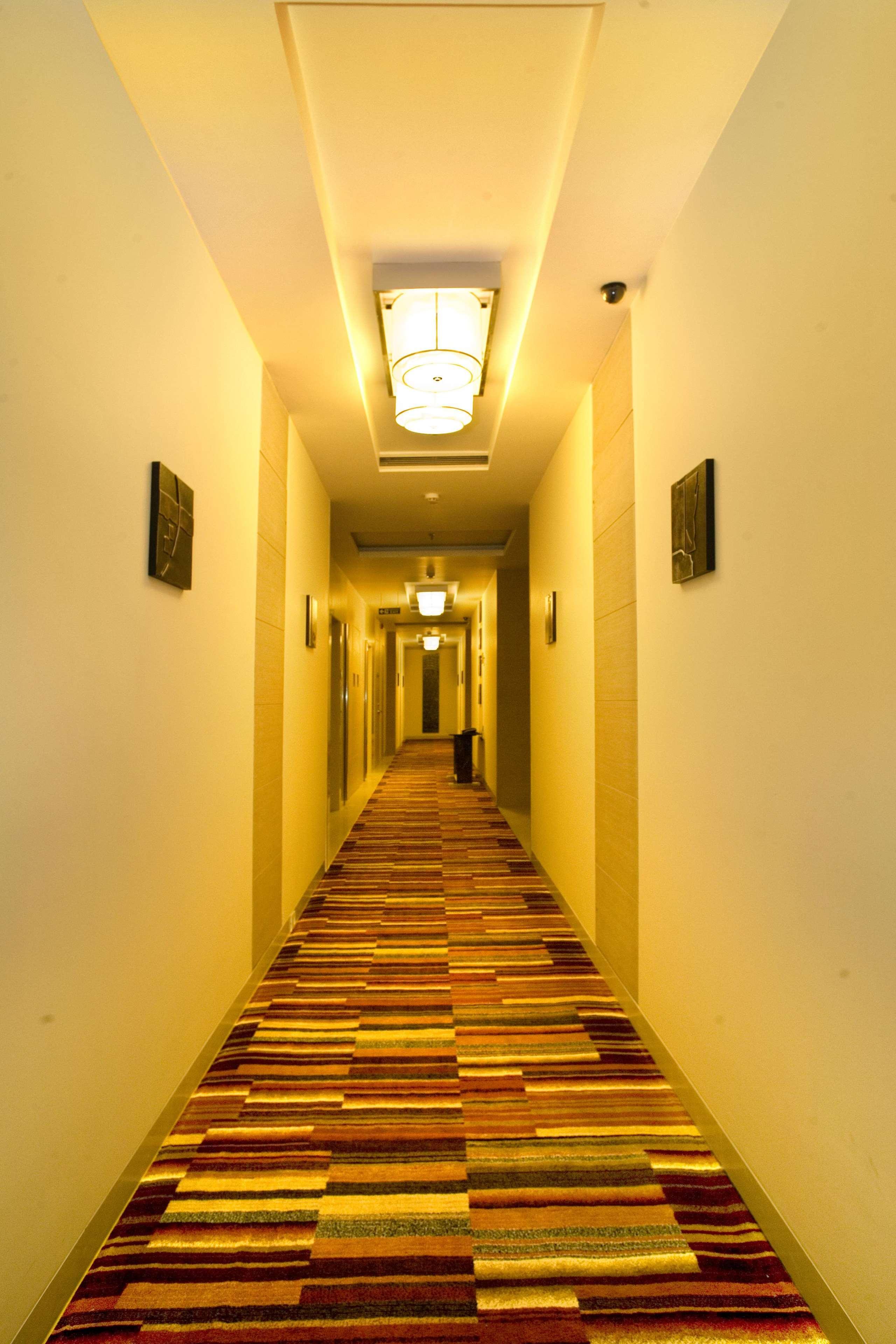 The Sonnet Kolkata Hotel Exterior photo