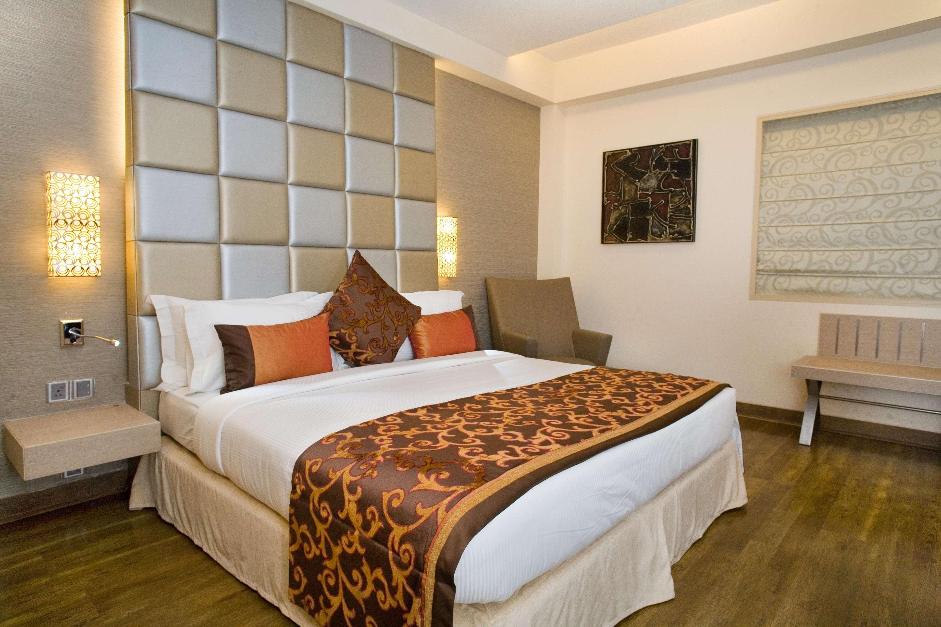 The Sonnet Kolkata Hotel Exterior photo