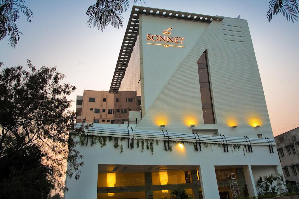 The Sonnet Kolkata Hotel Exterior photo